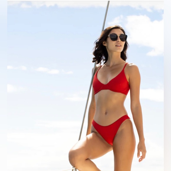 NEW! Kenny Flowers THE CALI Underwire Bikini Top and Bikini Set Red SZ S - Picture 3 of 16